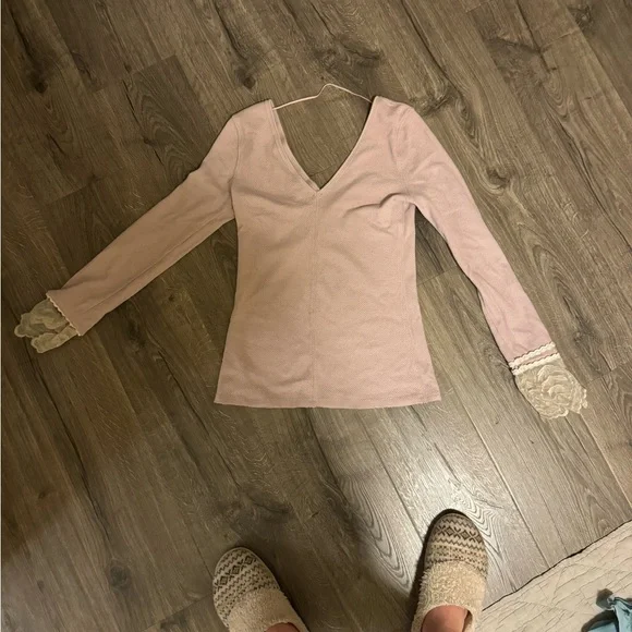 Pink Free People long Sleeve v top - Picture 3 of 5